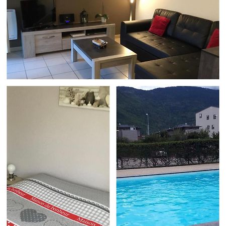 L Edelweiss Et Sa Piscine Apartamento Albertville Exterior foto